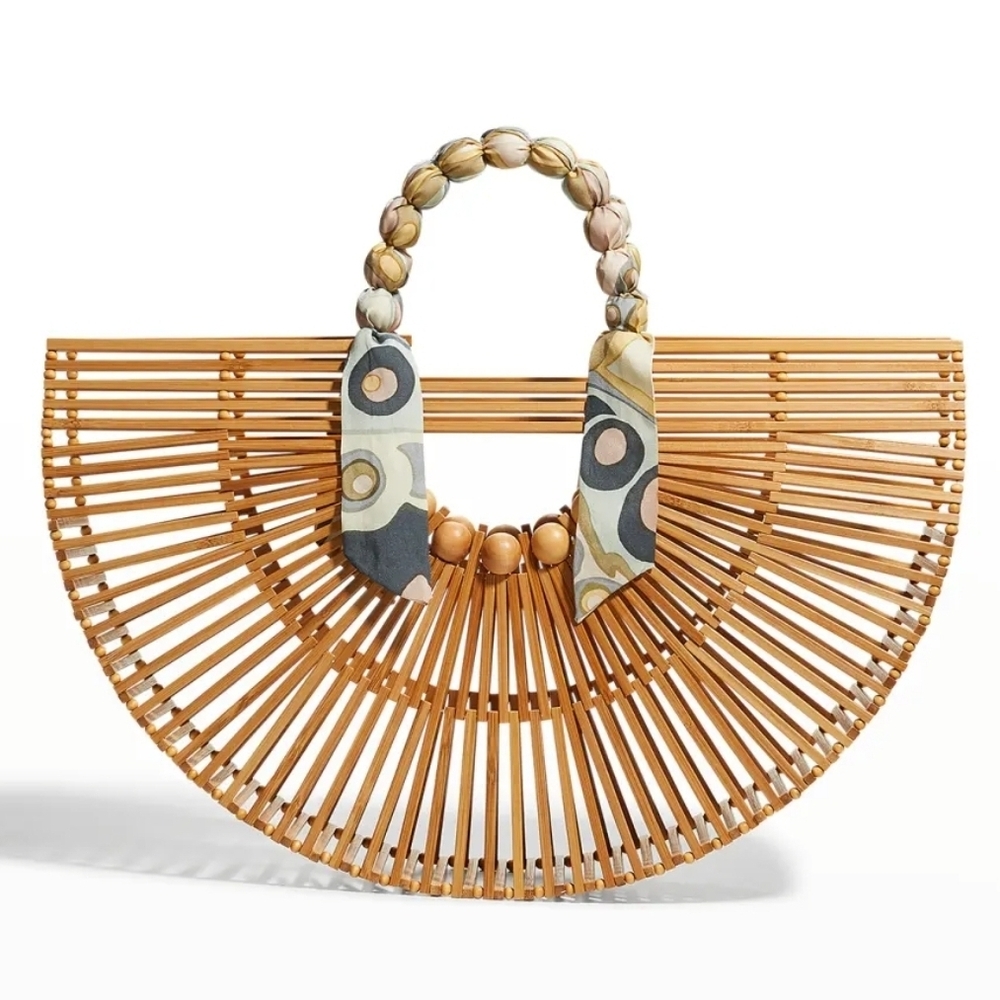 Cult Gaia
Fan Ark Bamboo Scarf Top-Handle Bag